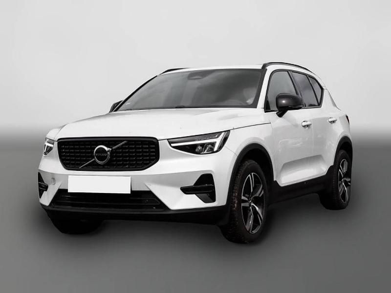 Gebraucht Volvo XC40 Plus 163 PS (119 kW) 2023 Weiß SUV