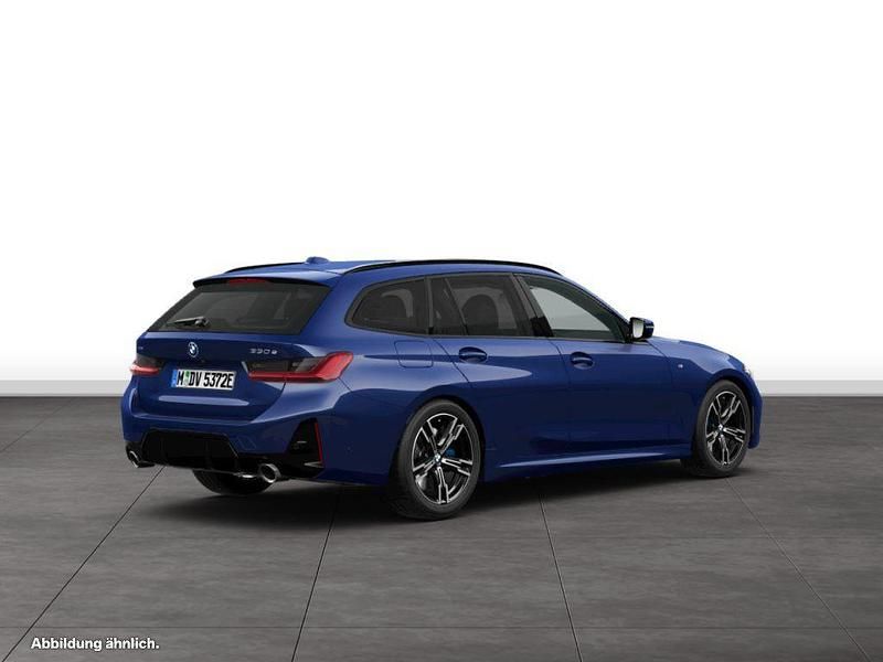 Portimao blau Gebraucht 2024 BMW 330e Comfort Edition Kombi | 51.454 € (Teuer) - Bild 1/3