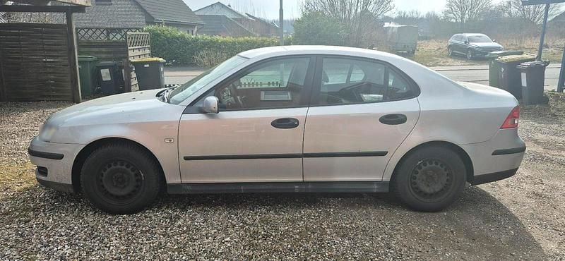 Second-hand Saab 9-3 122 CP (89 kW) 2005 Argintiu Berlinǎ