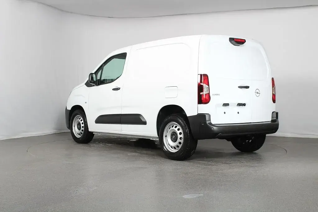 Neu Opel Combo 102 PS (75 kW) 2025 Kaolinweiß Van / Kleinbus