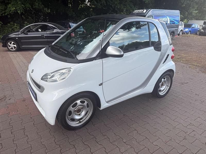 Weiß Gebraucht 2012 Smart ForTwo Coupé Kleinwagen | 4.999 € (Fairer Preis) - Bild 1/3