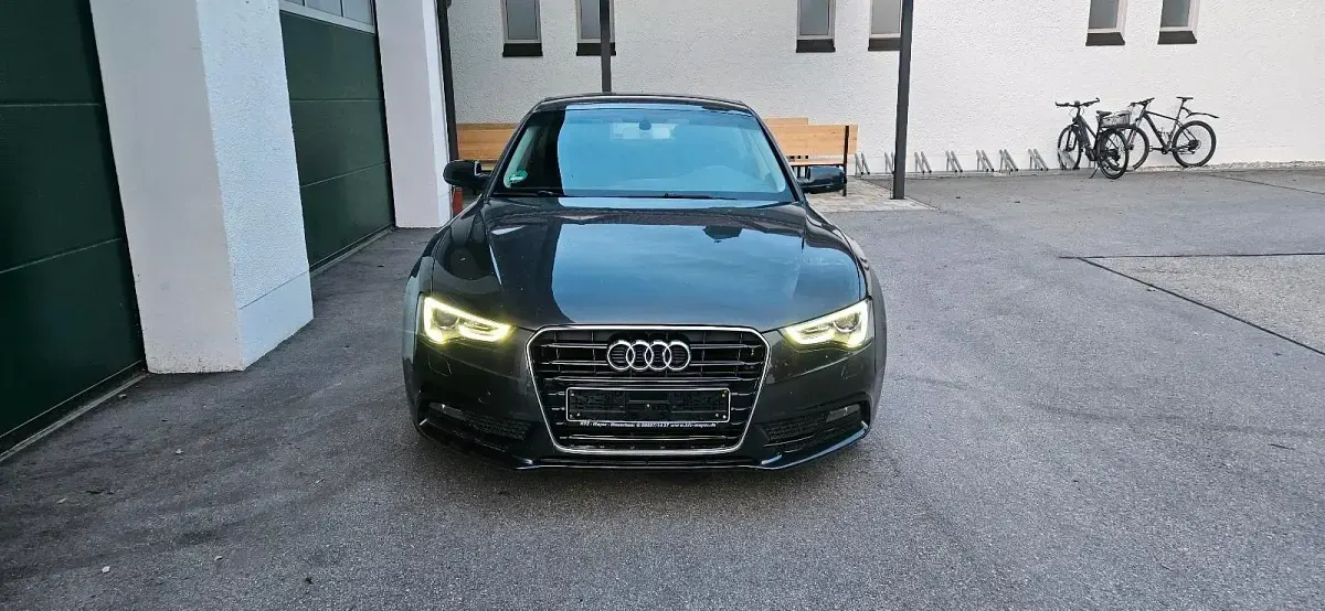 Gebraucht Audi A5 170 PS (125 kW) 2012 Schwarz Coupé