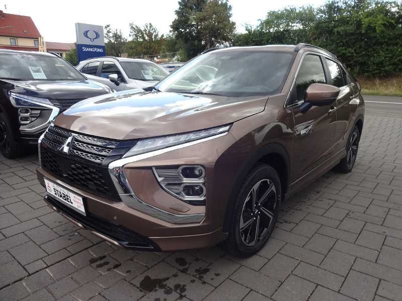 Braun Neu 2025 Mitsubishi Eclipse Cross Select SUV | 36.990 € - Bild 1/4