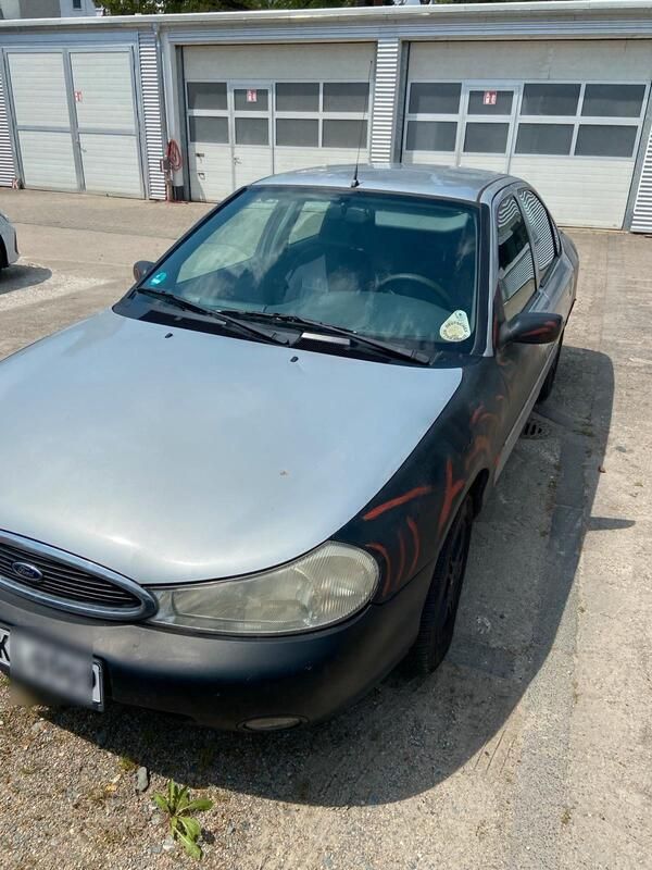 Silber Gebraucht 1997 Ford Mondeo Limousine | 600 € (Fairer Preis) - Bild 1/4