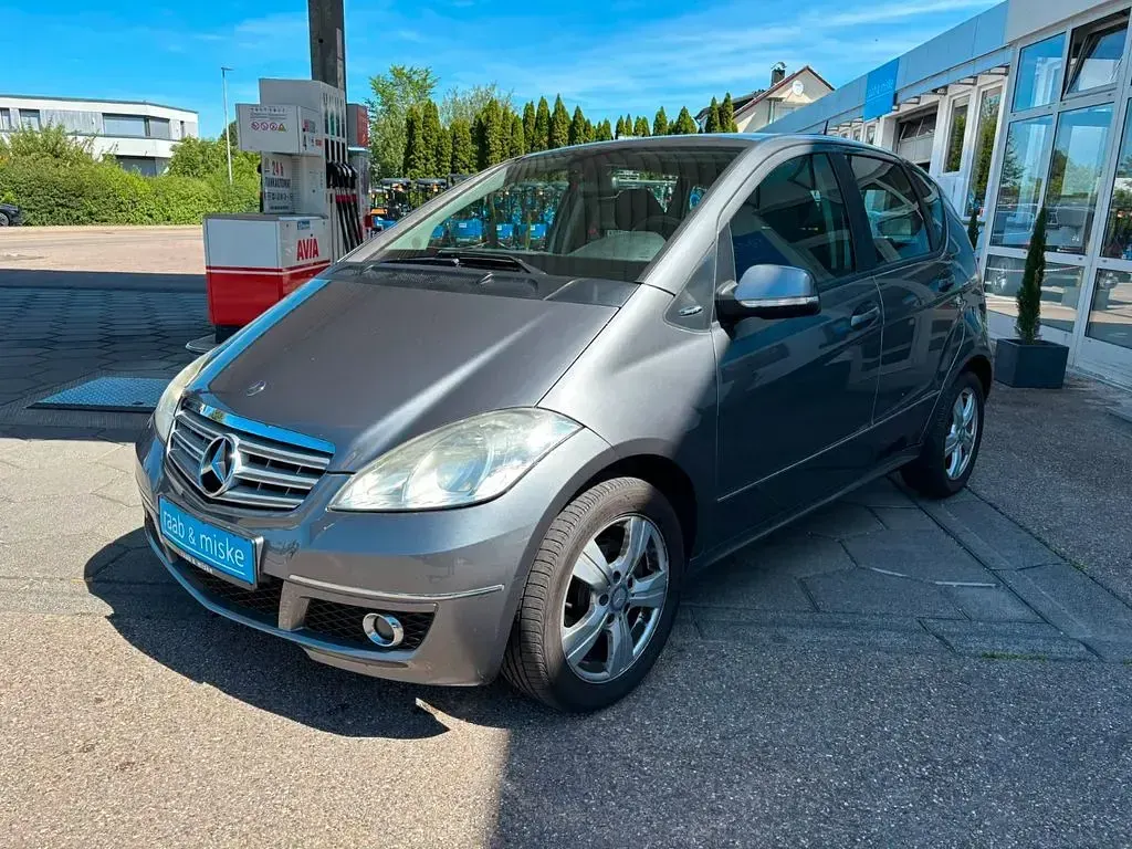 Gebraucht Mercedes A200 Avantgarde 136 PS (100 kW) 2009 Grau Limousine