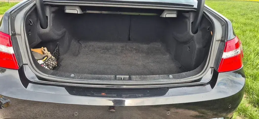 Second-hand Mercedes E200 Elegance 184 CP (135 kW) 2013 Negru Coupe