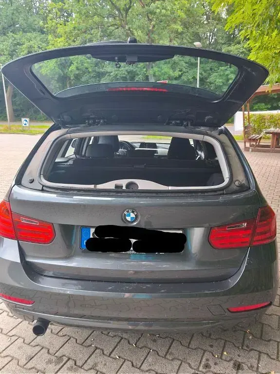 Gebraucht BMW 316 138 PS (101 kW) 2014 Grau Kombi