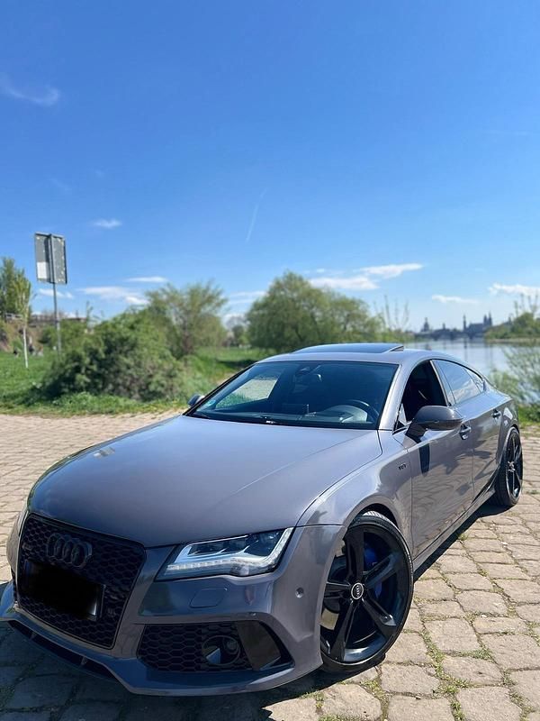Grau Gebraucht 2015 Audi S7 Ambiente Kleinwagen | 23.000 € - Bild 1/4