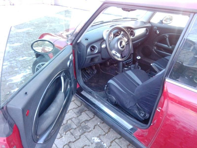 Gebraucht Mini ONE 90 PS (66 kW) 2006 Rot Kleinwagen