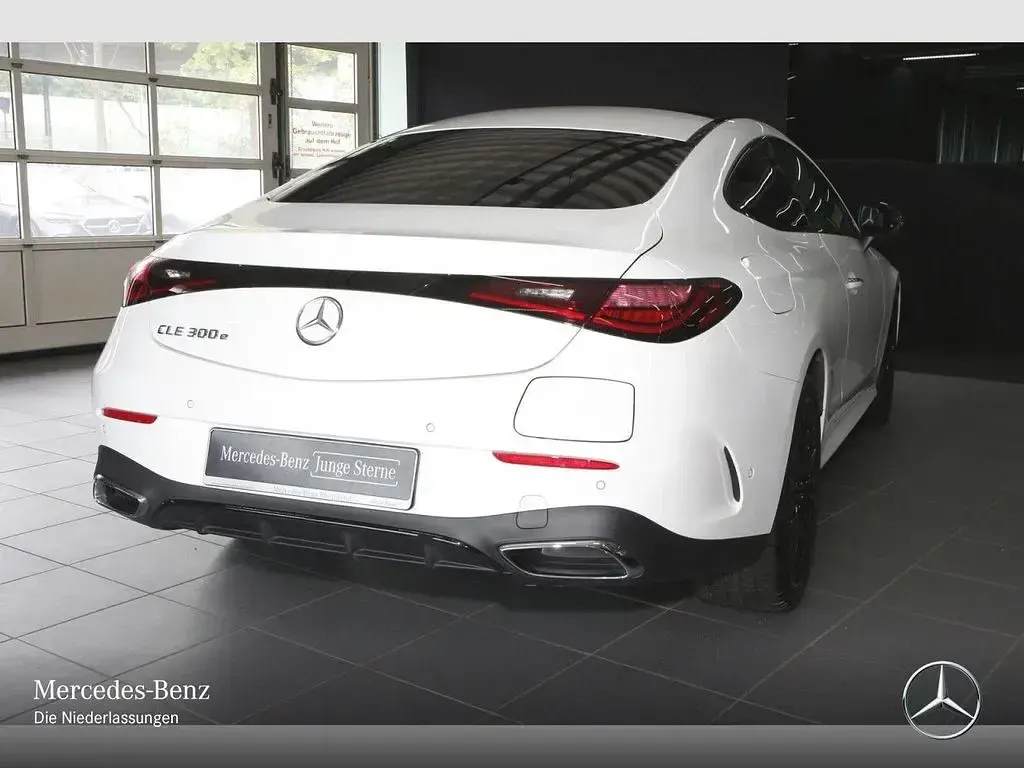 Gebraucht Mercedes CLE300 AMG 204 PS (150 kW) 2025 Weiß Coupé
