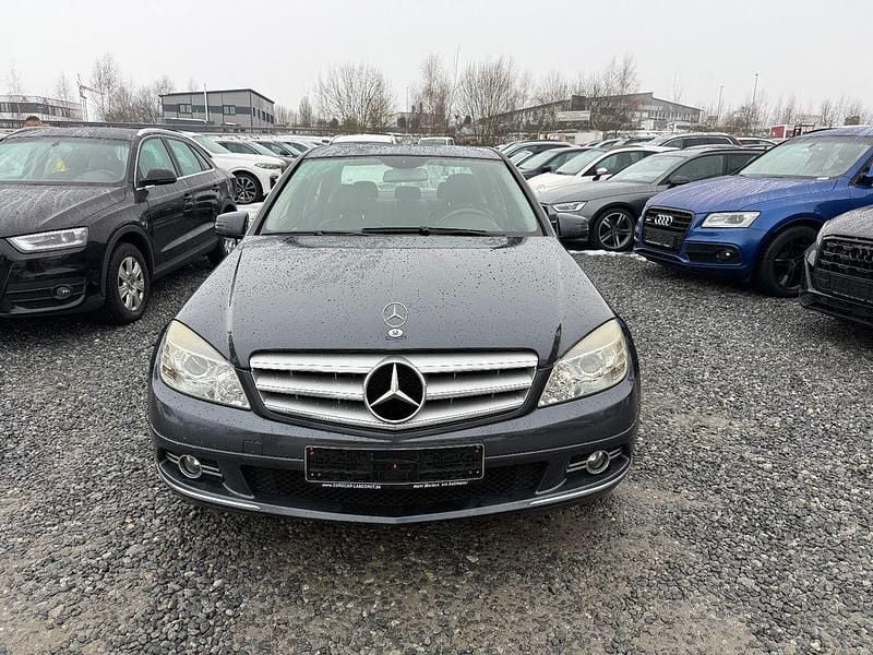 Gebraucht Mercedes C200 184 PS (135 kW) 2010 Grau Limousine