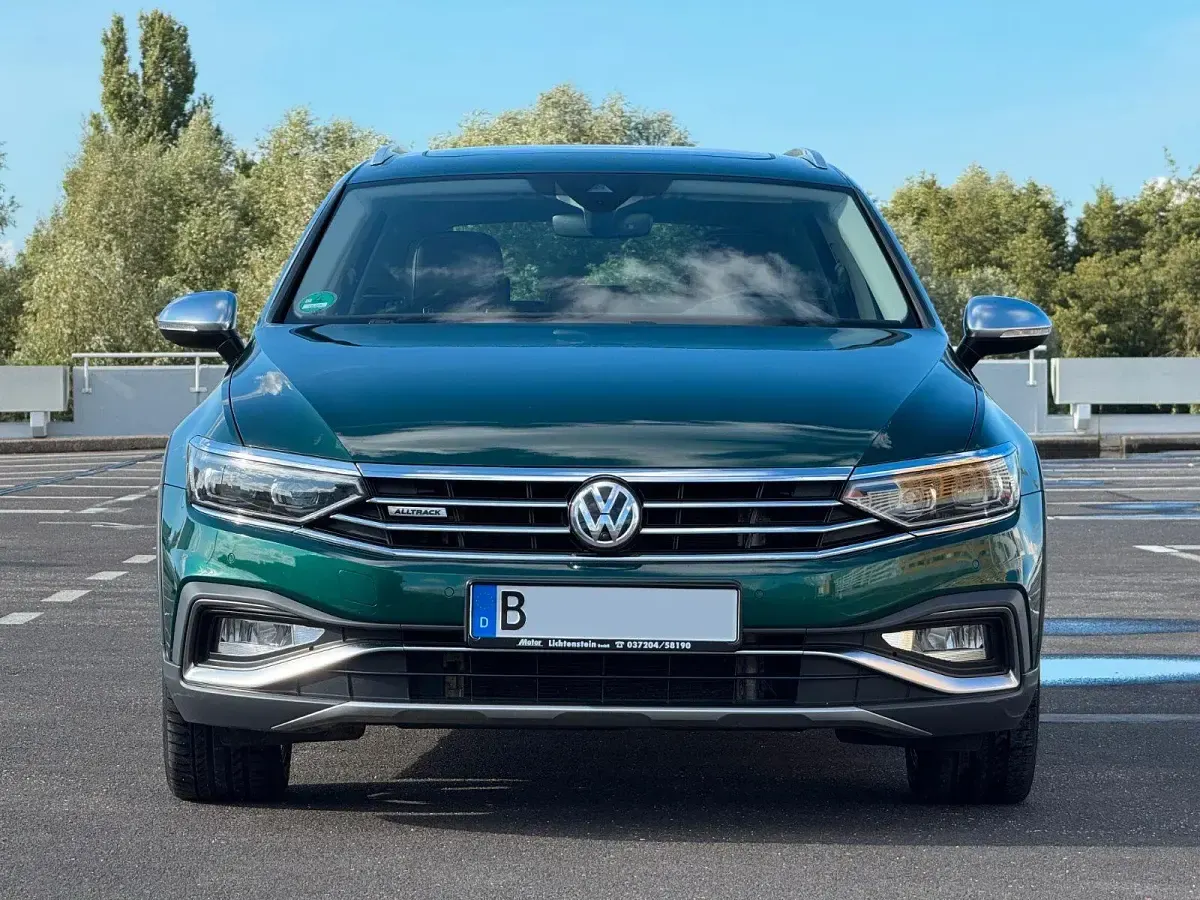 Używany VW Passat Alltrack 190 KM (139 kW) 2019 Zielony Kombi
