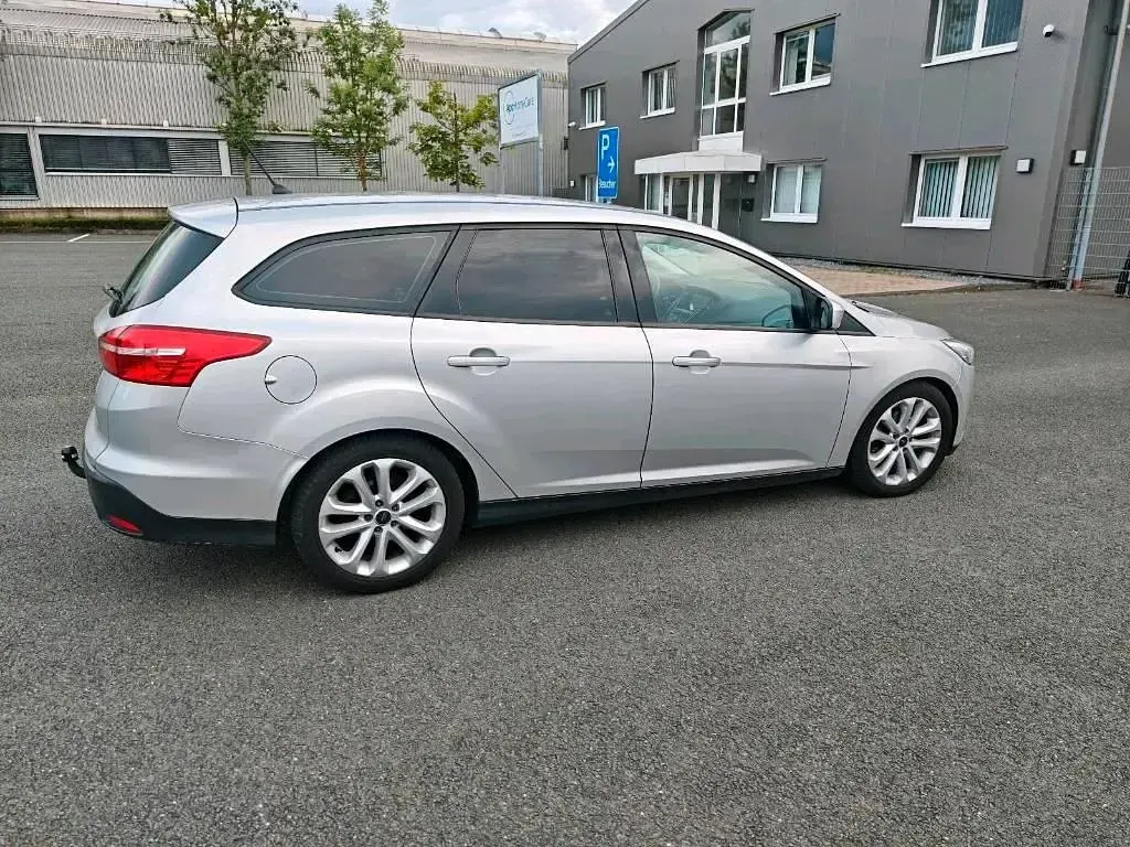 Gebraucht Ford Focus 150 PS (110 kW) 2018 Silber Kombi