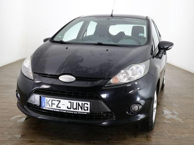 Gebraucht Ford Fiesta 60 PS (44 kW) 2009 Andere Limousine