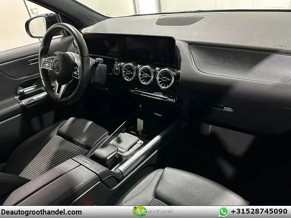 Gebraucht Mercedes EQA250 Business 139 kW (190 PS) 2021 Schwarz SUV