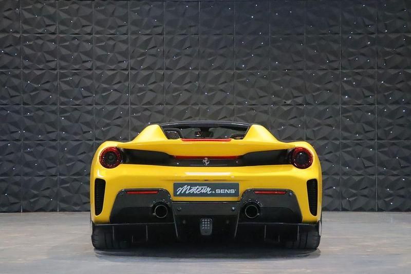 Gebraucht Ferrari 488 2021 Gelb Cabrio