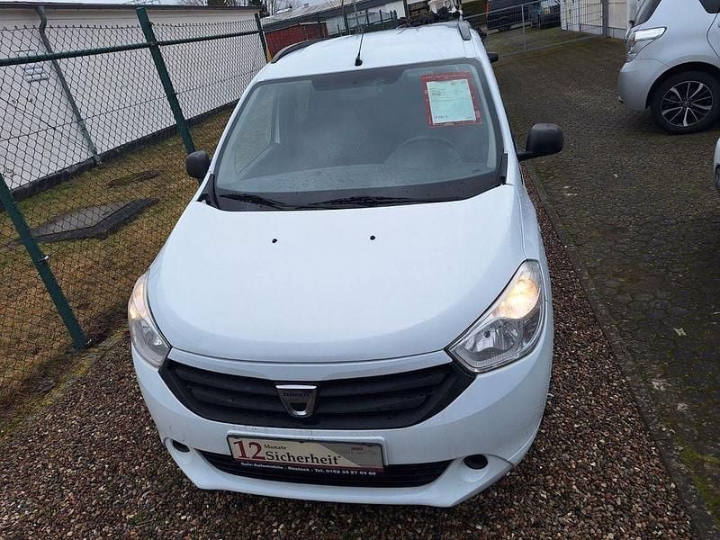 Gebraucht Dacia Lodgy Basis 83 PS (61 kW) 2013 Weiß Van / Kleinbus