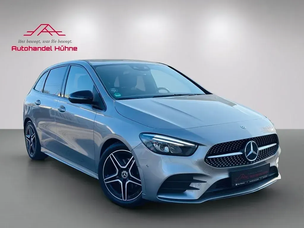 Gebraucht Mercedes B200 AMG line 163 PS (119 kW) 2019 Mojavesilber Kleinwagen