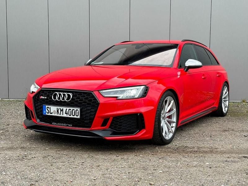 Gebraucht Audi RS4 Ambiente 450 PS (330 kW) 2018 Rot Kombi