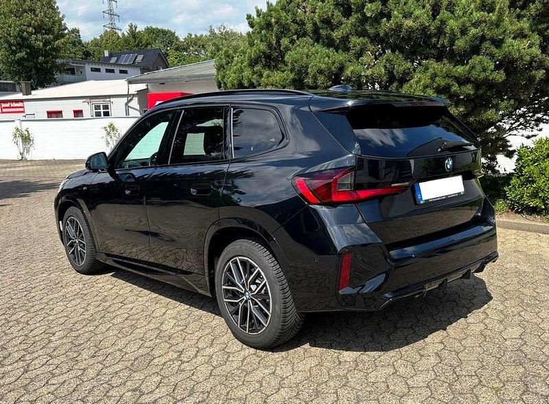 Gebraucht BMW X1 M Sport 136 PS (100 kW) 2024 Schwarz SUV