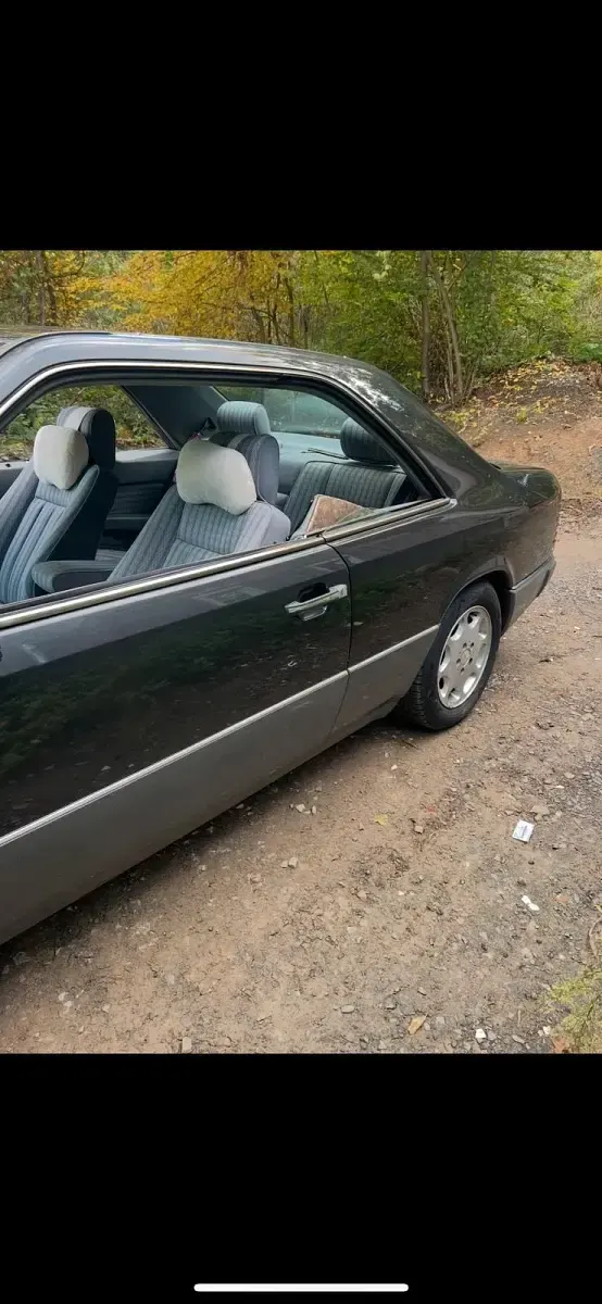 Gebraucht Mercedes 230 132 PS (97 kW) 1990 Schwarz Coupé