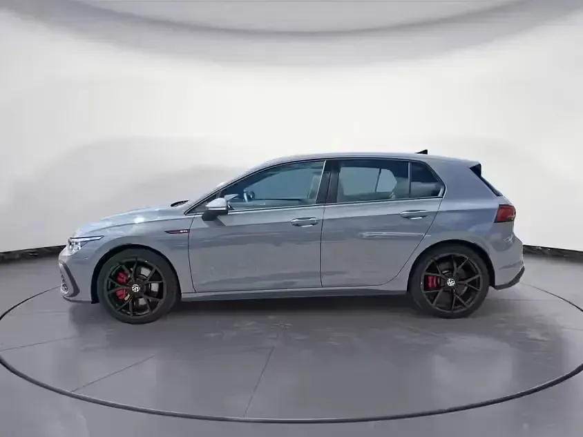 Gebraucht VW Golf VIII GTI 245 PS (180 kW) 2024 Limousine