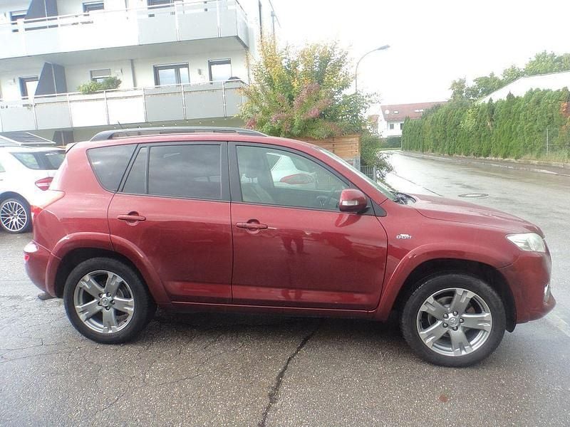 Gebraucht Toyota RAV4 Executive 177 PS (130 kW) 2010 Rot SUV