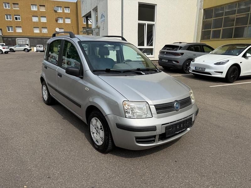 Silber Gebraucht 2005 Fiat Panda Dynamic Kleinwagen | 2.999 € (Fairer Preis) - Bild 1/4
