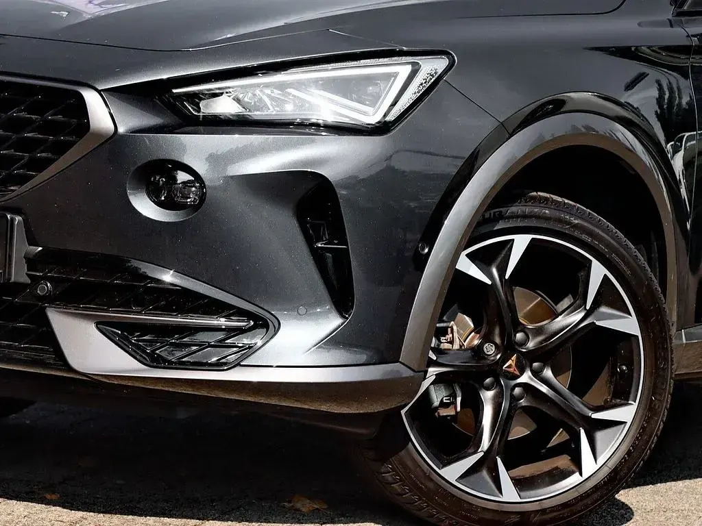 Gebraucht Cupra Formentor 150 PS (110 kW) 2024 Grau SUV
