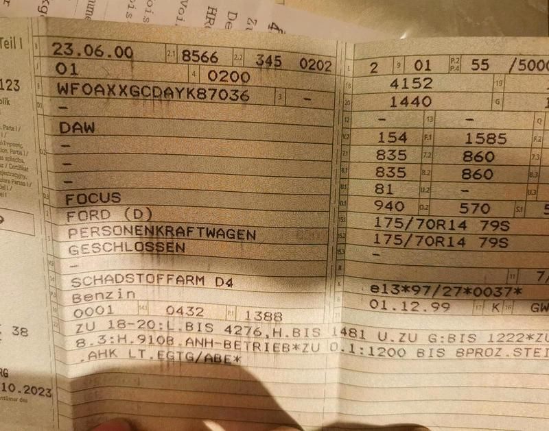 Gebraucht Ford Focus 75 PS (55 kW) 2000 Silber Kleinwagen