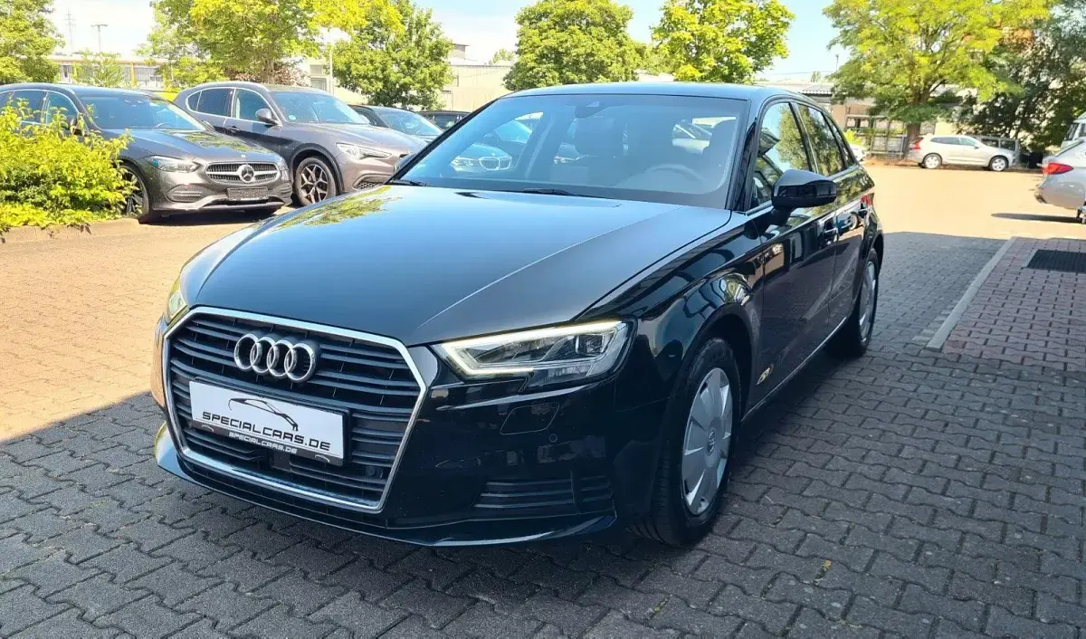 Gebraucht Audi A3 150 PS (110 kW) 2020 Schwarz Limousine