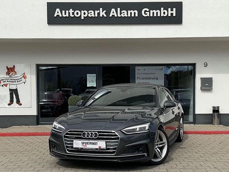 Daytonagrau perleffekt Gebraucht 2019 Audi A5 Sportback S-Line Kleinwagen | 29.299 € (Fairer Preis) - Bild 1/4