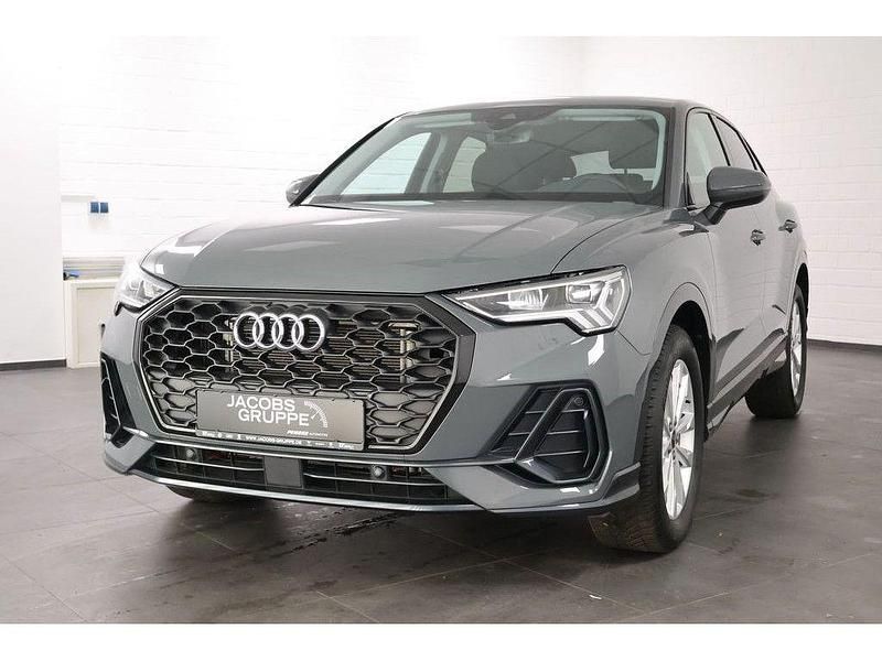 Gebraucht Audi Q3 Sportback Performance 150 PS (110 kW) 2024 Grau SUV