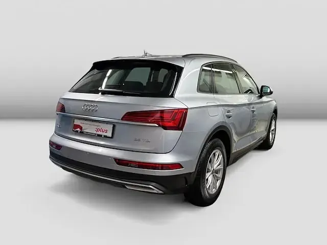 Usado Audi Q5 163 CV (119 kW) 2023 Plateado SUV