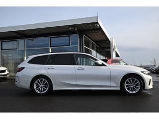 Gebraucht BMW 320 190 PS (139 kW) 2023 Weiss Kombi