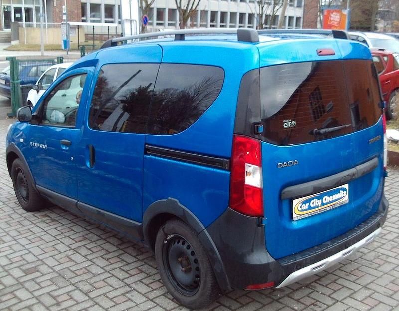 Gebraucht Dacia Dokker Stepway 116 PS (85 kW) 2015 Blau Van / Kleinbus