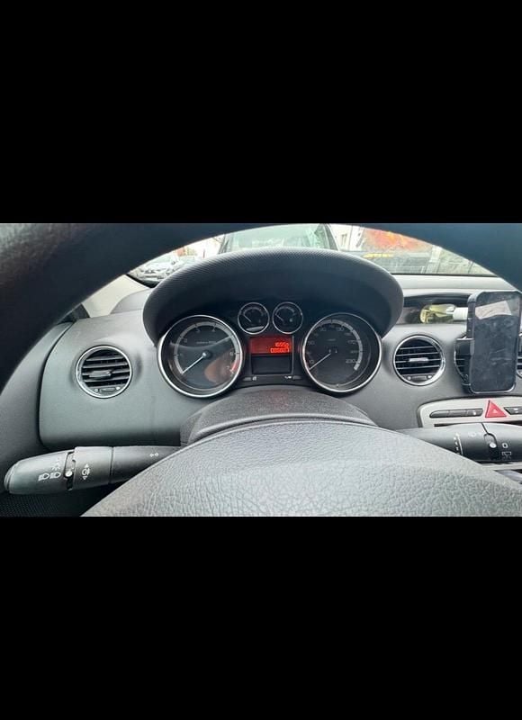 Gebraucht Peugeot 308 95 PS (69 kW) 2010 Schwarz Kombi