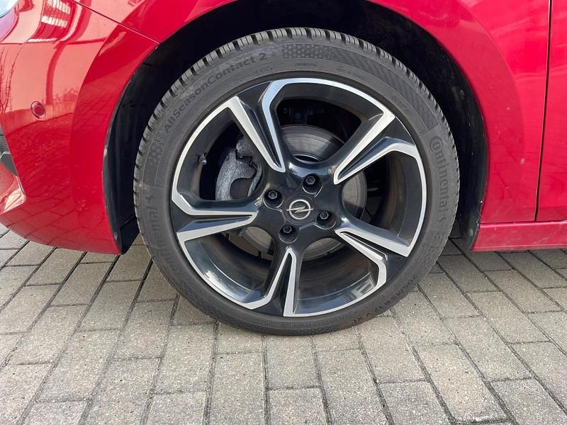 Gebraucht Opel Corsa 131 PS (96 kW) 2024 Rot Kleinwagen