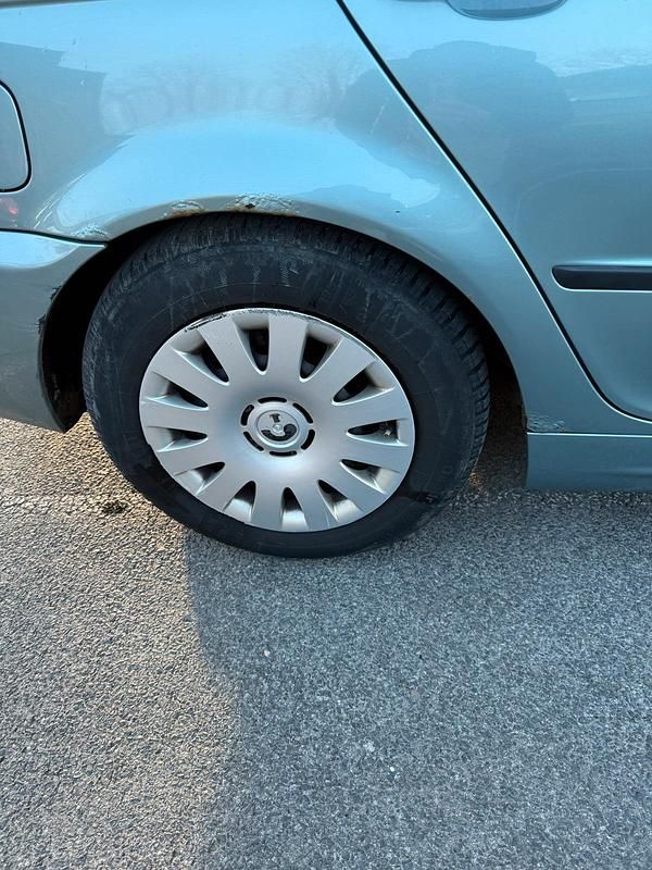 Gebraucht BMW 316 116 PS (85 kW) 2002 Blau Limousine