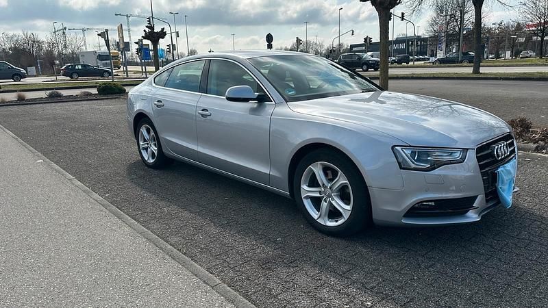 Gebraucht Audi A5 Sportback 144 PS (105 kW) 2015 Silber Kleinwagen