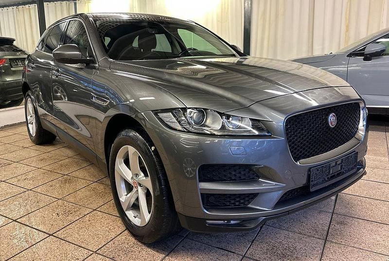 Gebraucht Jaguar F-Pace Pure 179 PS (131 kW) 2019 Grau SUV