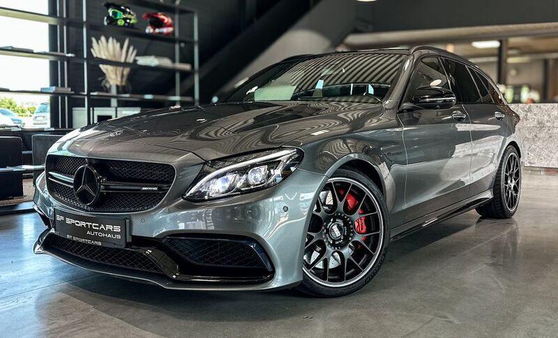Grau Gebraucht 2017 Mercedes C63 AMG AMG Limousine | 42.500 € (Superpreis) - Bild 1/3