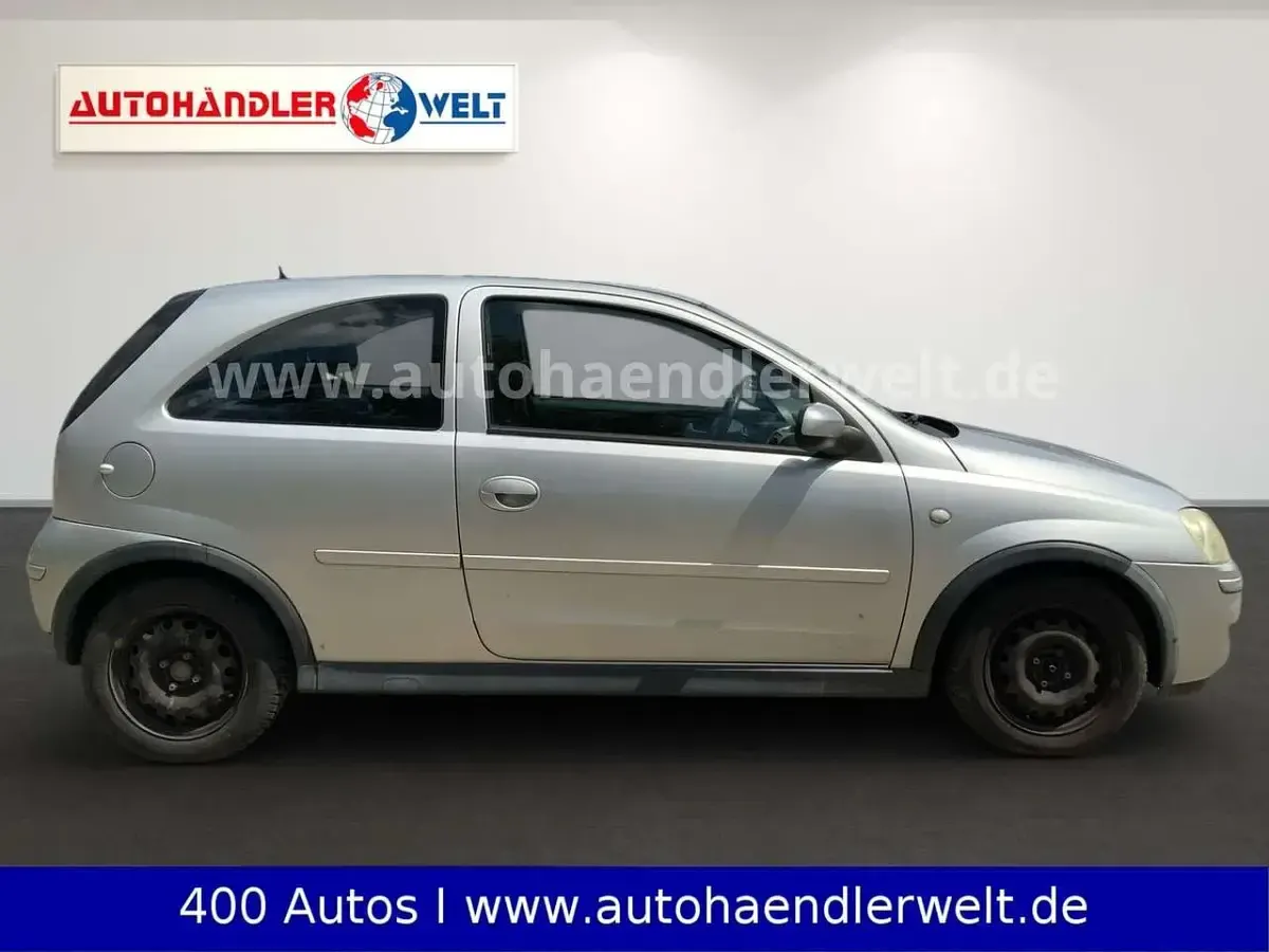 Gebraucht Opel Corsa 80 PS (58 kW) 2005 Silber Kleinwagen
