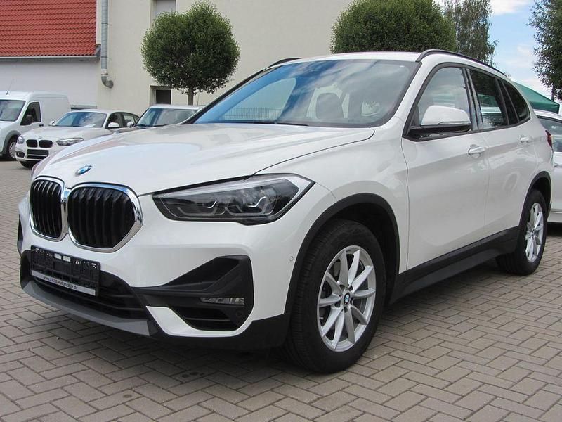Gebraucht BMW X1 Advantage 140 PS (102 kW) 2020 Weiß SUV