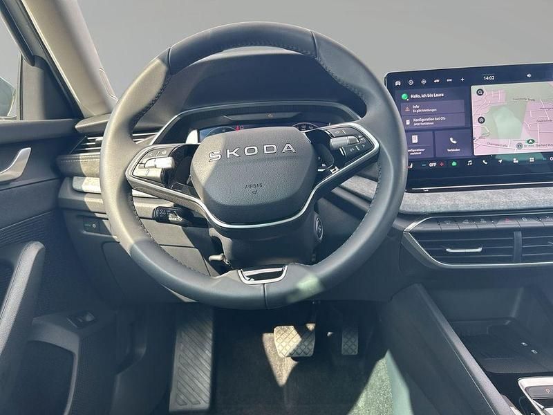 Neu Skoda Octavia 150 PS (110 kW) 2026 Silber Kombi