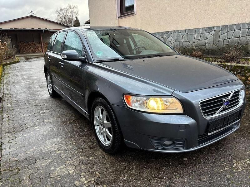Gebraucht Volvo V50 Summum 145 PS (106 kW) 2007 Grau Kombi