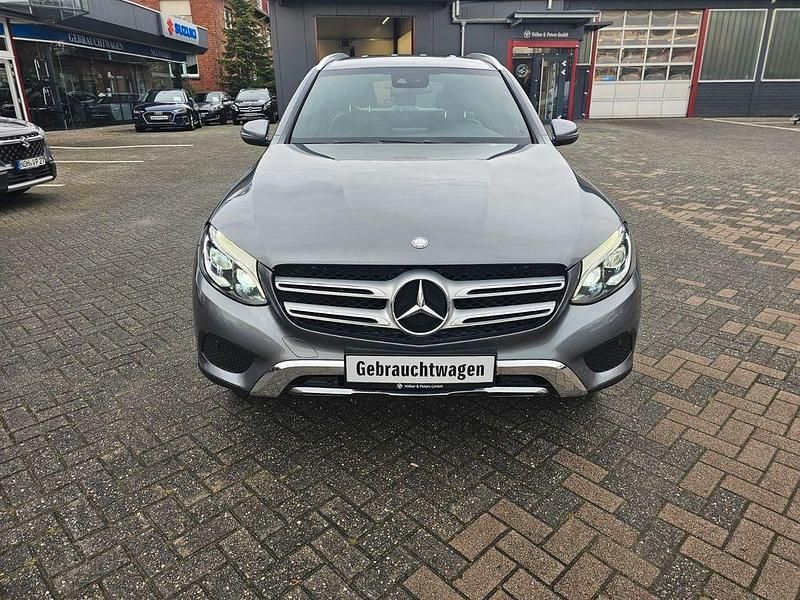 Gebraucht Mercedes GLC250 AMG 204 PS (150 kW) 2017 Grau SUV