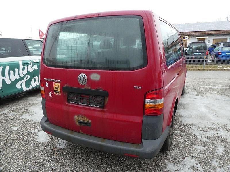 Gebraucht VW T5 131 PS (96 kW) 2005 Rot Van