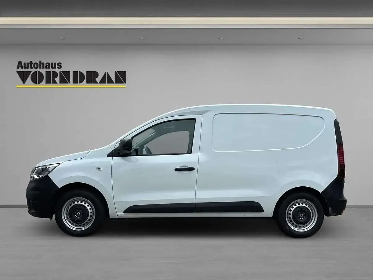 Używany Renault Express 95 KM (69 kW) 2022 Biały Minivan
