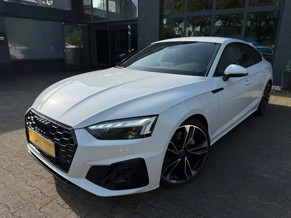 Gebraucht Audi A5 Sportback S-Line 265 PS (194 kW) 2024 Weiß Kleinwagen